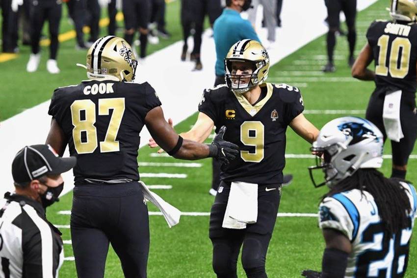 Jared Cook and Drew Brees