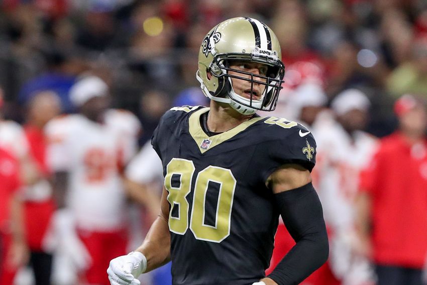 Saints TE Jimmy Graham arrested after wandering in traffic in what team ...